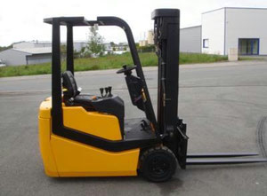 Used JUNGHEINRICH EFG 213 Electric forklift