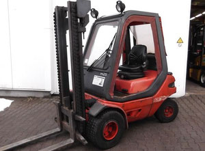 LINDE 2500 kg H 25 D / 351 Diesel forklift