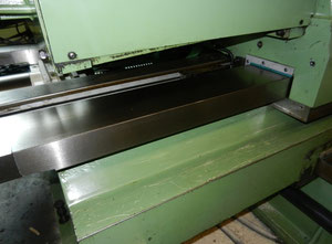 ANAYAK HVM 3800 Cnc universal milling machine