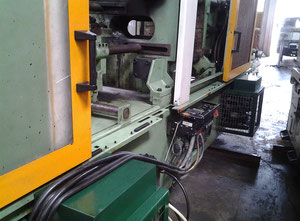 Arburg 470 C 2000-675 Injection moulding machine