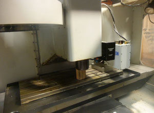 Centre d'usinage vertical MIKRON VCE 1000