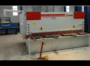 BAYKAL HNC 3100x10 Cnc hydraulic shearing machine