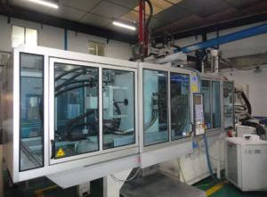 Krauss Maffei C3 320 Ton Injection moulding machine