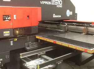 Amada VIPROS-2510 KING Punching machine / nibbling machine with CNC