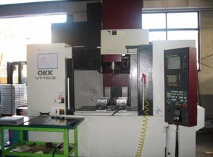 OKK VM-5III Machining center - vertical