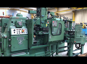 Pfauter P 251 Horizontal gear hobbing manual machine