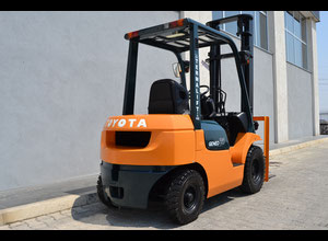 Used Toyota 7FG20 Petrol Forklift-2205