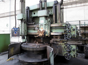 Tos Hulín SK 16 vertical turret lathe