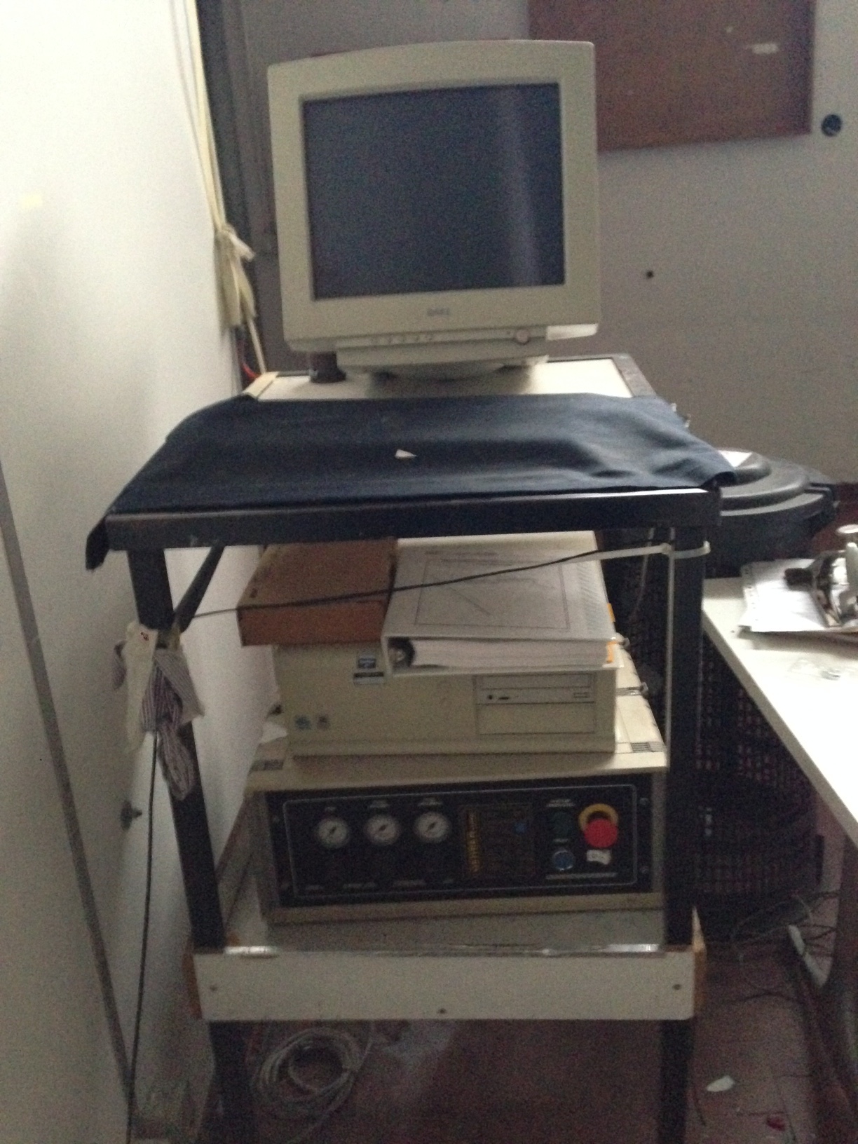 Used Gerber Edge-DCS-2500 Automated cutting machine Used machines - Exapro