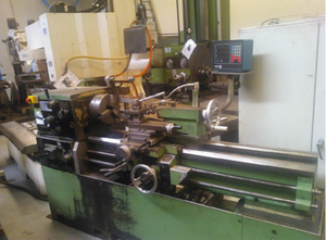 Pinacho L1/255 - lathe