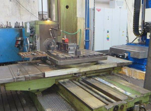 TOS Varnsdorf W75 Table type boring machine