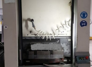 CHIRON FZ08KW Machining center - vertical