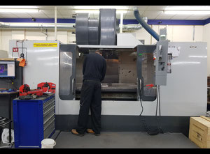 HAAS VF-8 Machining center - vertical