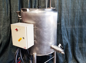 135 L Heated mixing tank used