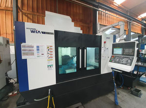 Hyundai - F500 Plus - CNC machine center
