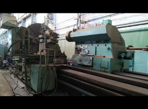 Kramatorsk 1А667 heavy duty lathe