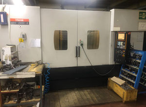Mazak VTC-200 C-II Machining center - vertical