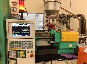 Presse à injecter Arburg 130T 470 S 1000 SELECTA