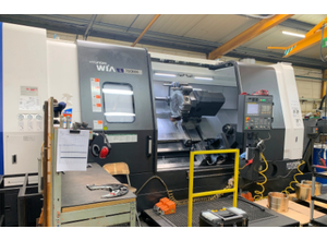 Hyundai WIA L700MA cnc lathe
