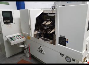 Klingelnberg SNC 30 Zahnradfräsmaschine