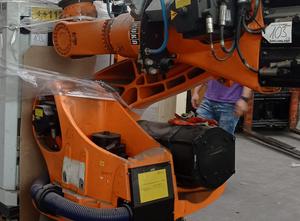 KUKA KR210 Industrial Robot