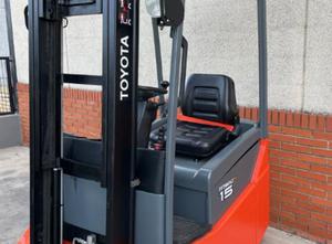 Toyota 7FBEST15 Electric forklift