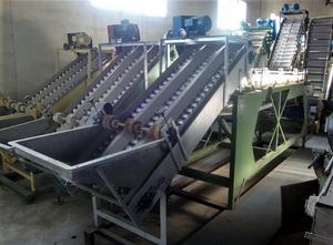 APRICOT HALVING AND STONING MACHINE
