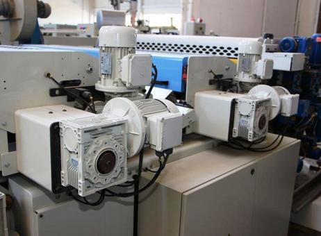 Machine de pulvérisation BARBERAN BRB-2-1400-RR Machines d'occasion ...