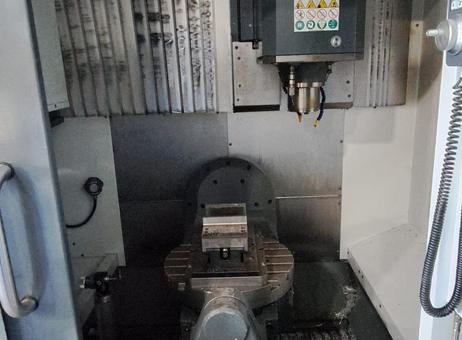 Haas UMC 750SS P230824106