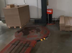 Owijarka do Palet Freesby firmy INPOL z najazdem. Owijarka do Palet Freesby firmy INPOL z najazdem. Rekwikkelmachine