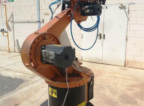 KUKA KR 15/2 P231115039