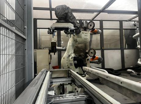 DAN TECHNOLOGY DE ANTONI ROBOT KAWASAKI P240125047