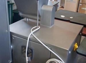 Second-hand Tetra Pak® Hoyer FF 2000 feeding machine for fruits