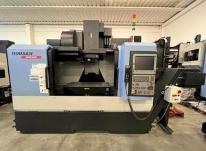 Κέντρο κατεργασίας - κατακόρυφο DOOSAN DNM 500