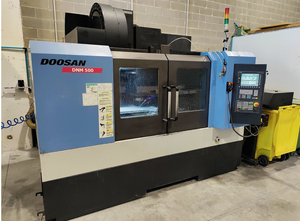 Κέντρο κατεργασίας - κατακόρυφο Doosan DNM 500