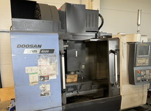 Κέντρο κατεργασίας - κατακόρυφο DOOSAN DNM 4500