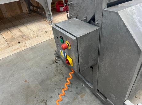 Mobile Eurobin Box Tipper P2406301468