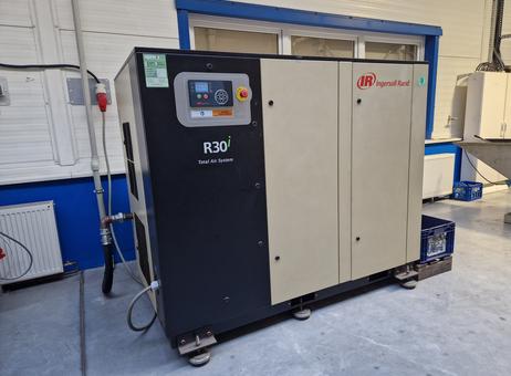 INGERSOLL-RAND R30-TAS-10 P240723097