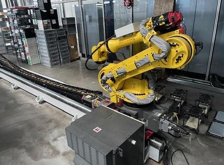 Fanuc Robot R1000iA/100F P241003029