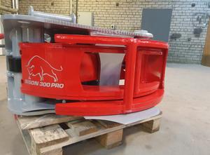 Bisonest Bison 300 Pro cutter for small trees