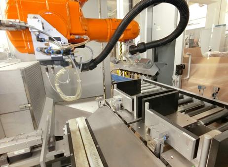 Transnova-Ruf / ABB Robot-Packer P241017032