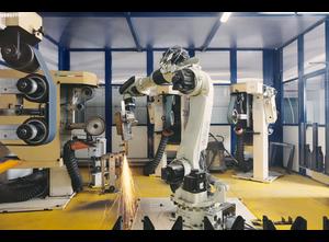 planta automática de pulido y esmerilado de DAN Techonogy , con robots Kawasaki