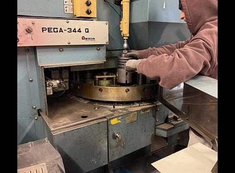 AMADA PEGA 304040 P250131068