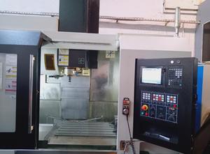 Centre d'usinage vertical Microcut M1050