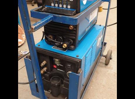 Miller 200DX Maxstar DC P250305095