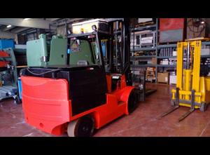 ELWELL PARKER -- Electric forklift