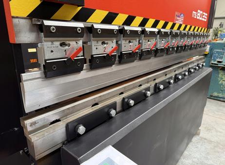 AMADA ITS 80t x 2550mm P250331143