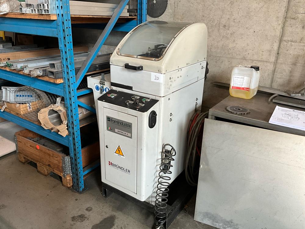 2009 Fomindustrie MISTRAL 26A end milling machine Used machines - Exapro