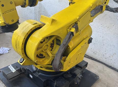 Fanuc R-2000iA P250502106