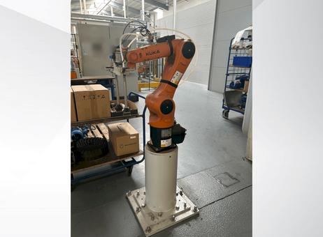 KUKA KR 6 R900 fivve P250526237